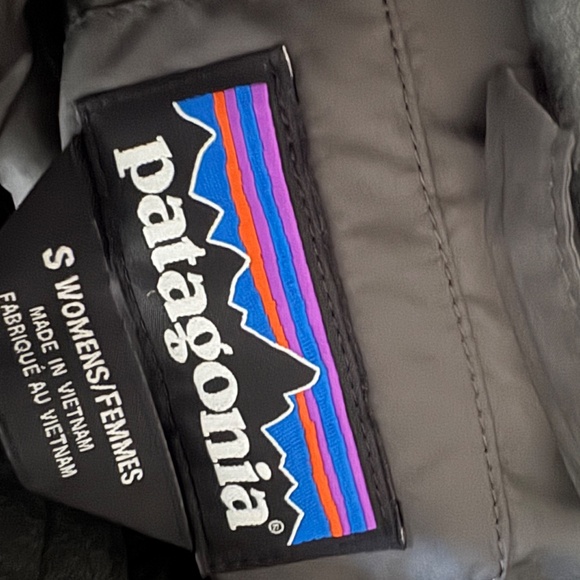 Patagonia silent down parka jacket in forge grey - Picture 6 of 6
